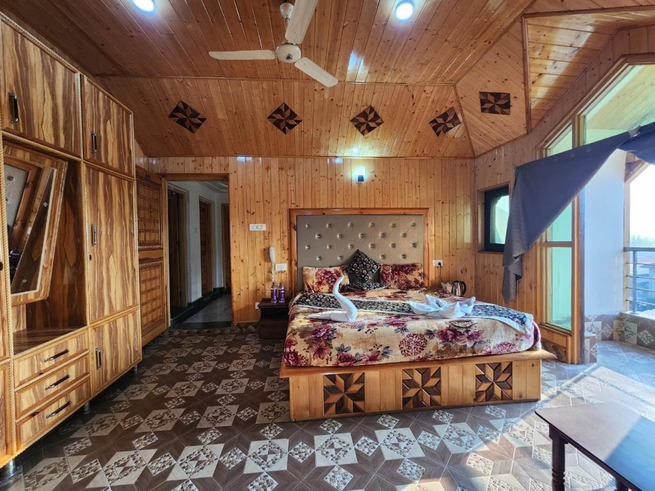 Srinagar Group Of Hotels Zewnętrze zdjęcie